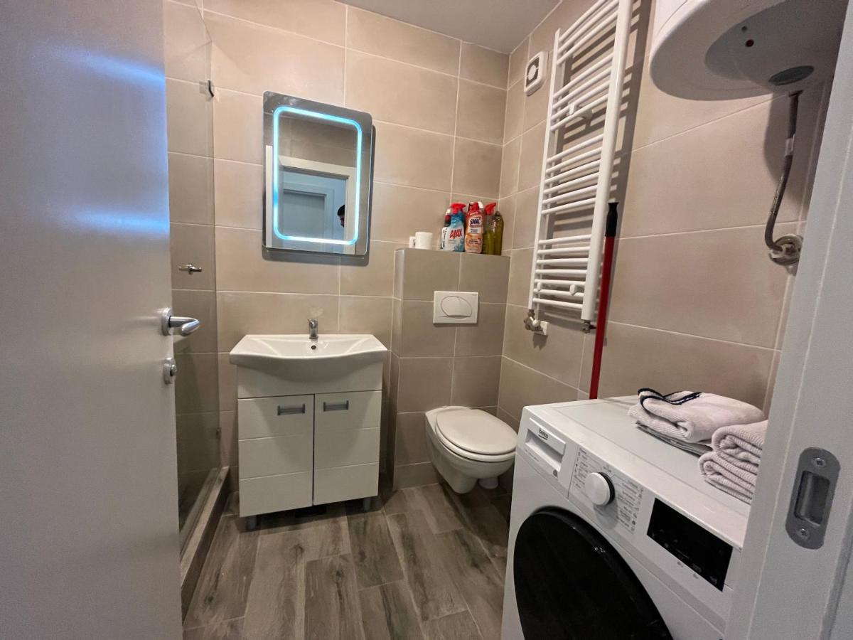 Nbg Hills Apartments 贝尔格莱德 外观 照片