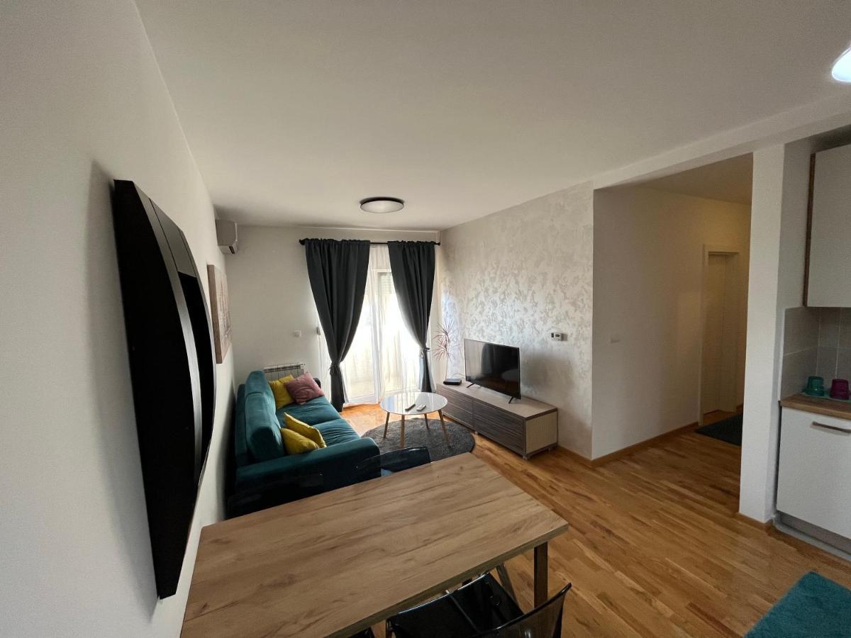 Nbg Hills Apartments 贝尔格莱德 外观 照片