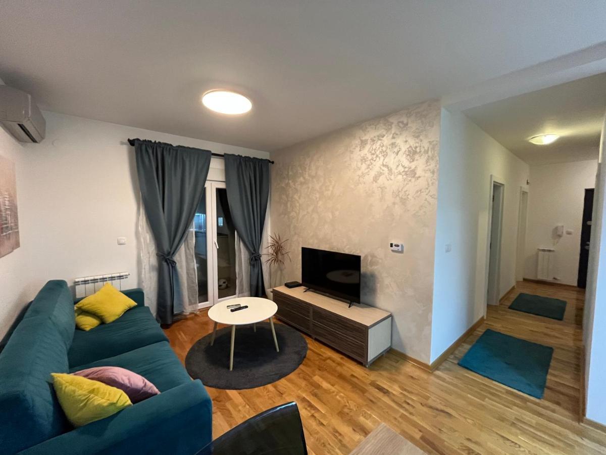 Nbg Hills Apartments 贝尔格莱德 外观 照片